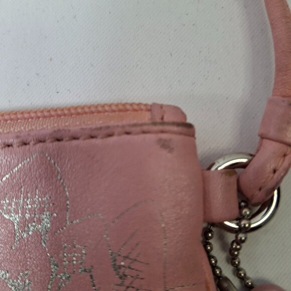 COACH Coral Pink Floral Wristlet Pouch Wallet Silvertone Hardware 6.25 x 4.25 in - Picture 7 of 7